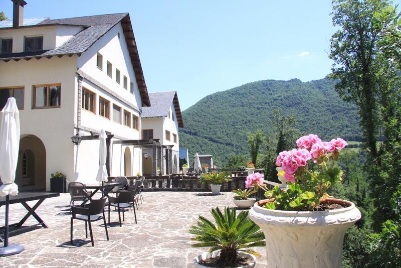 Angelats Hotel - A Signature Boutique Hotel & Restaurant Ribes De Freser Esterno foto