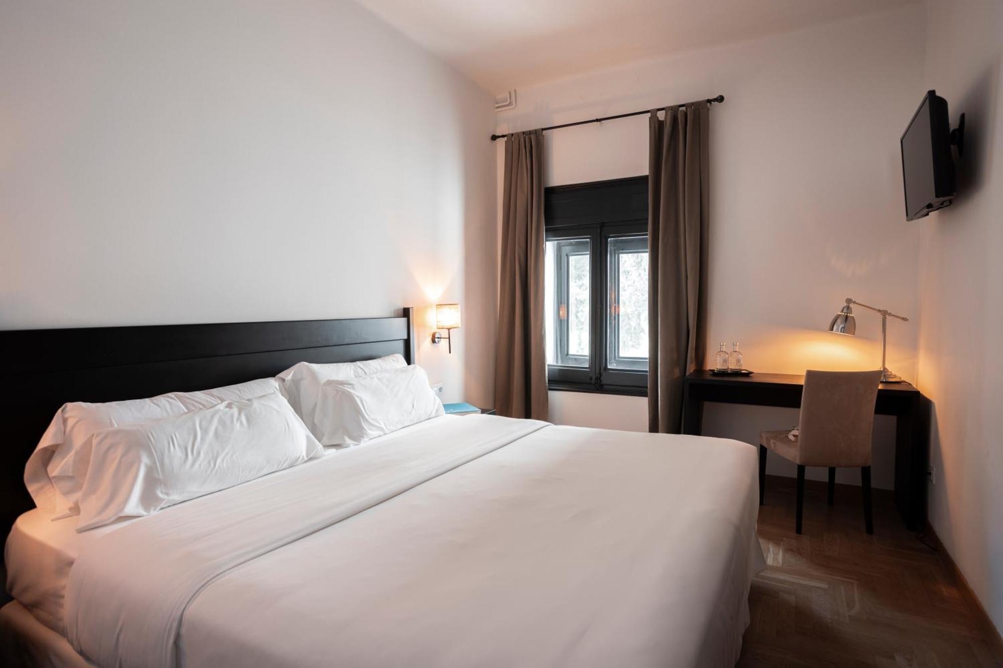 Angelats Hotel - A Signature Boutique Hotel & Restaurant Ribes De Freser Esterno foto