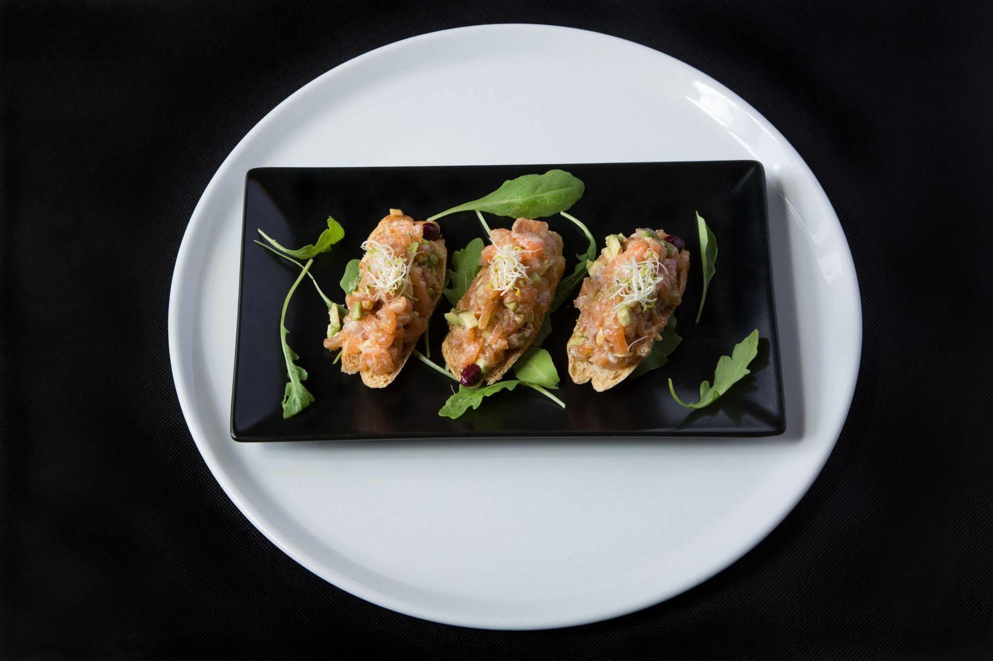 Angelats Hotel - A Signature Boutique Hotel & Restaurant Ribes De Freser Esterno foto