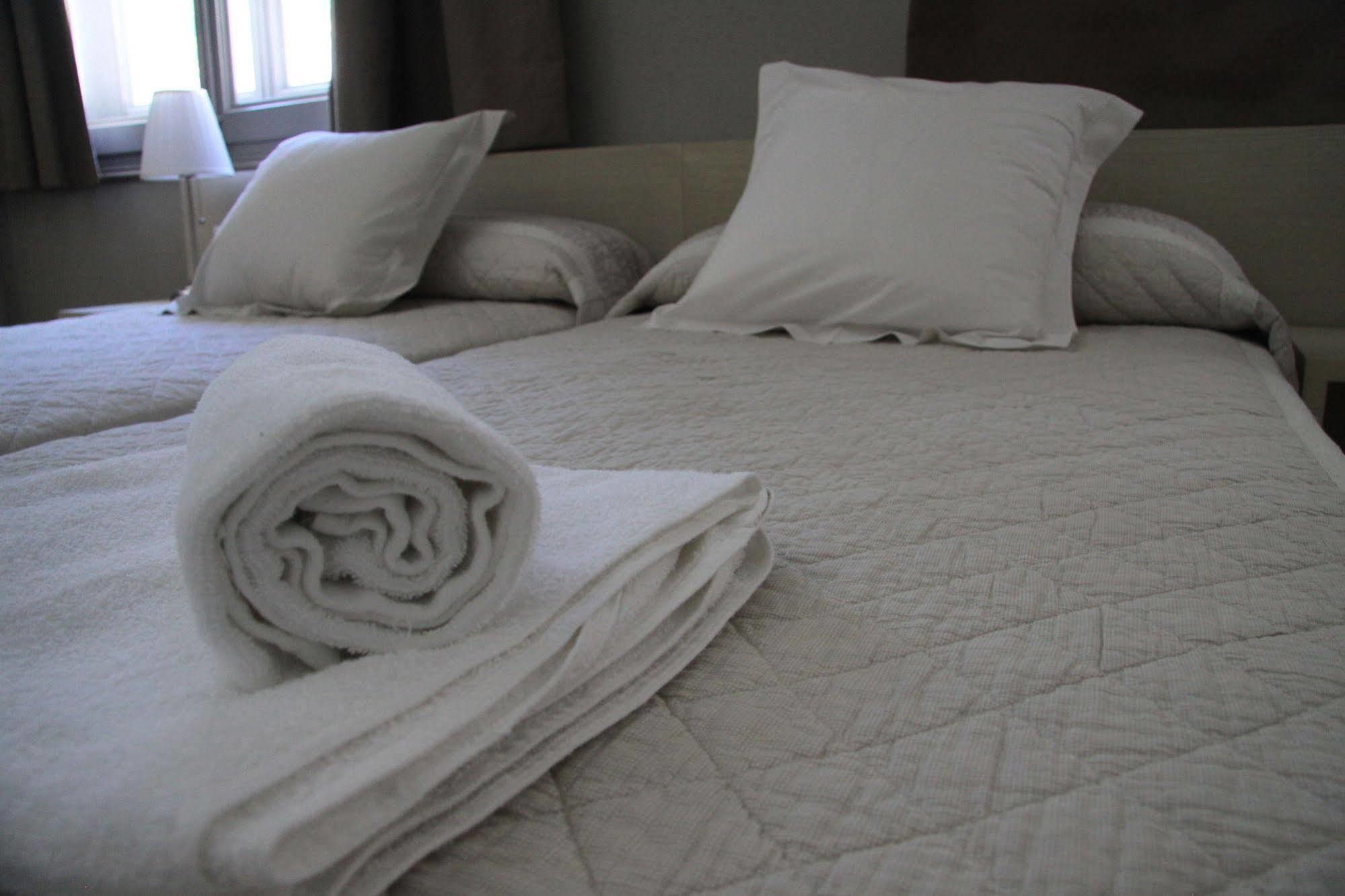 Angelats Hotel - A Signature Boutique Hotel & Restaurant Ribes De Freser Esterno foto